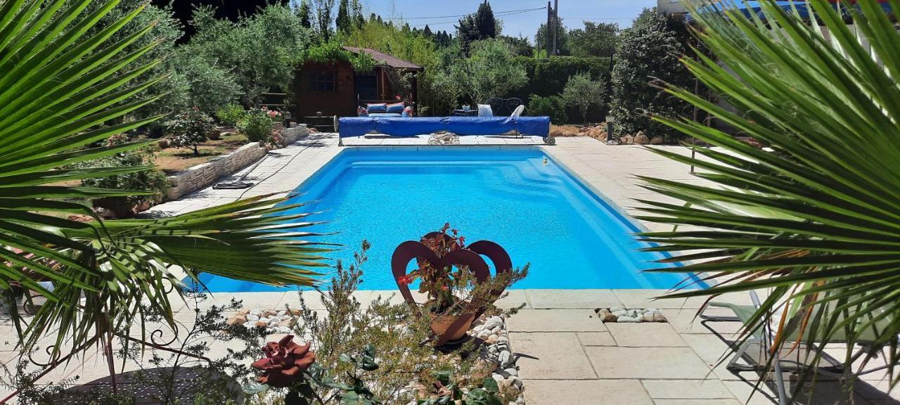 Fenetre Sur Les Alpilles Bed & Breakfast Saint-Martin-de-Crau Dış mekan fotoğraf