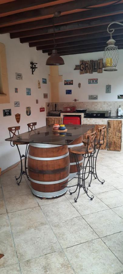 Fenetre Sur Les Alpilles Bed & Breakfast Saint-Martin-de-Crau Dış mekan fotoğraf