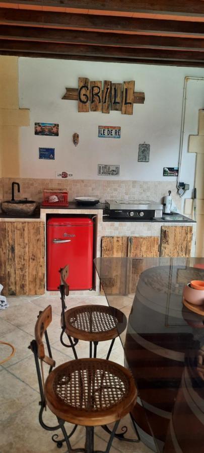 Fenetre Sur Les Alpilles Bed & Breakfast Saint-Martin-de-Crau Dış mekan fotoğraf